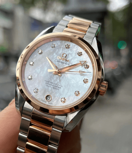 tinh-nang- chronograph-trne-dong-ho.png